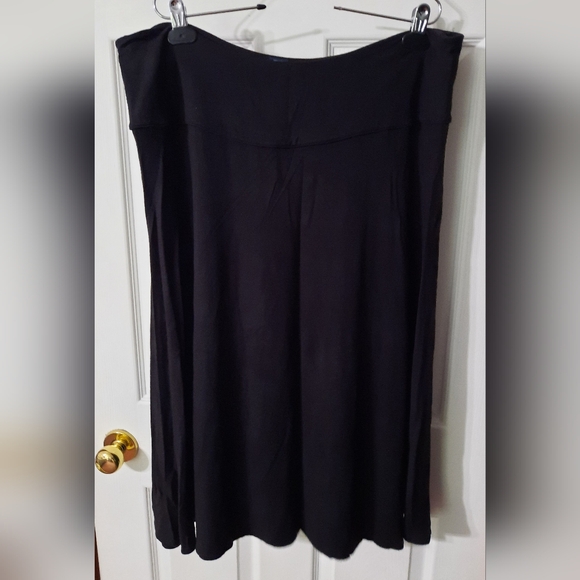 Catherine Stewart Black A-line Skirt - Picture 5 of 7